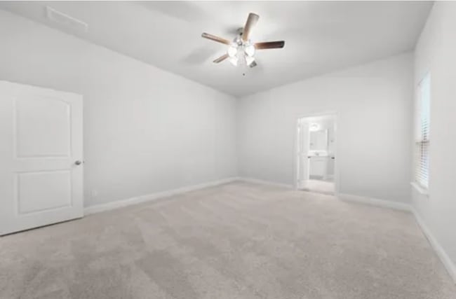 Building Photo - 328 Saltmeadow Ln