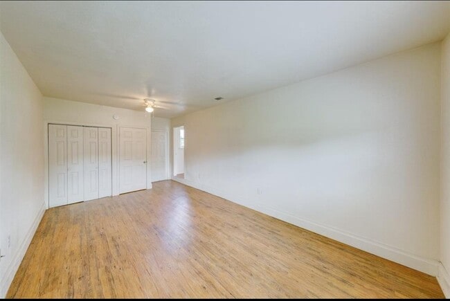 Building Photo - 2506 Jackson St