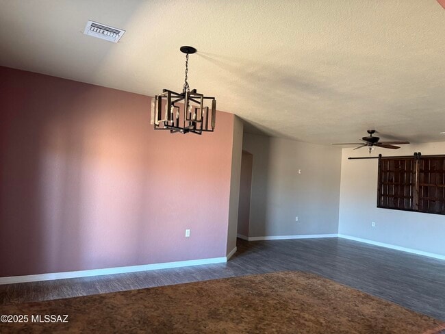 Building Photo - 3224 W Covenant Ln