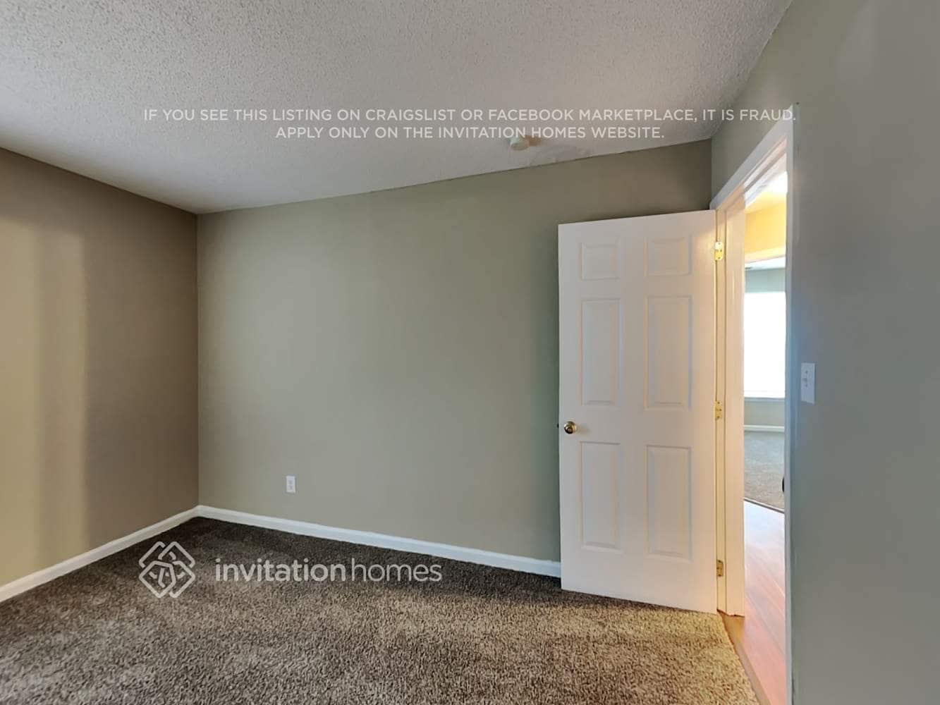 Building Photo - 10600 Northwoods Forest Dr