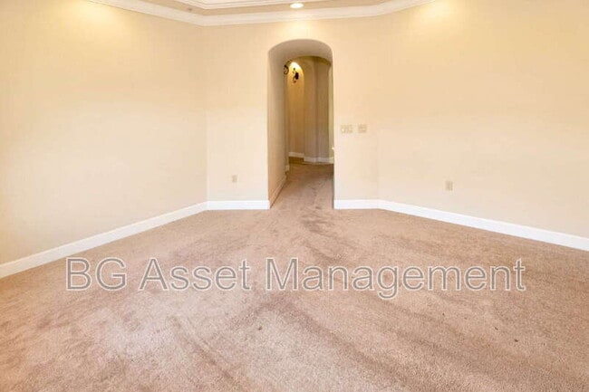 Building Photo - 1240 Sonata Dr