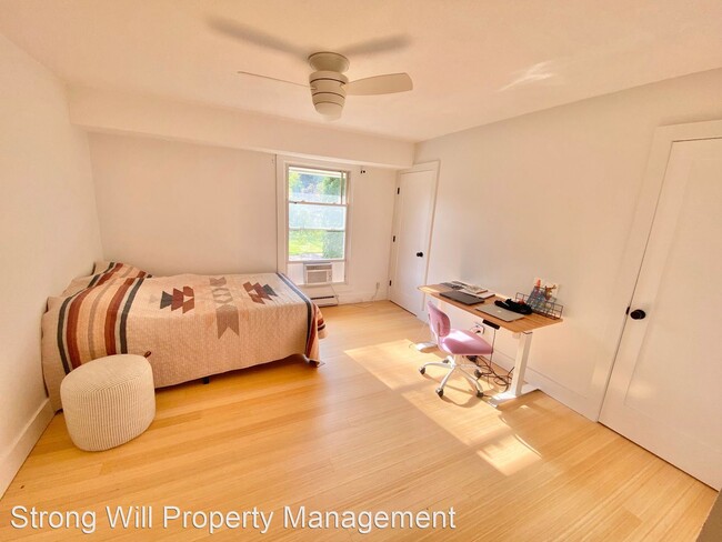 Building Photo - 2 br, 1.5 bath House - 335 Ledgewood Circl...