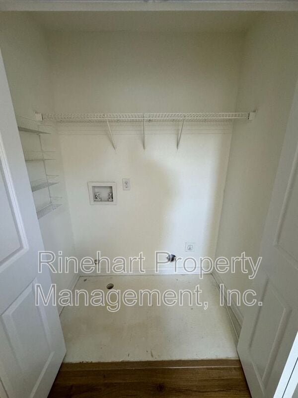 Building Photo - 742 Shellstone Pl