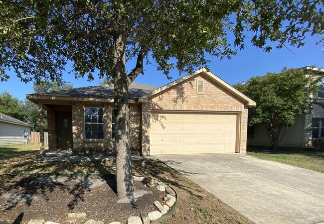 Building Photo - 8027 Ashwood Pointe