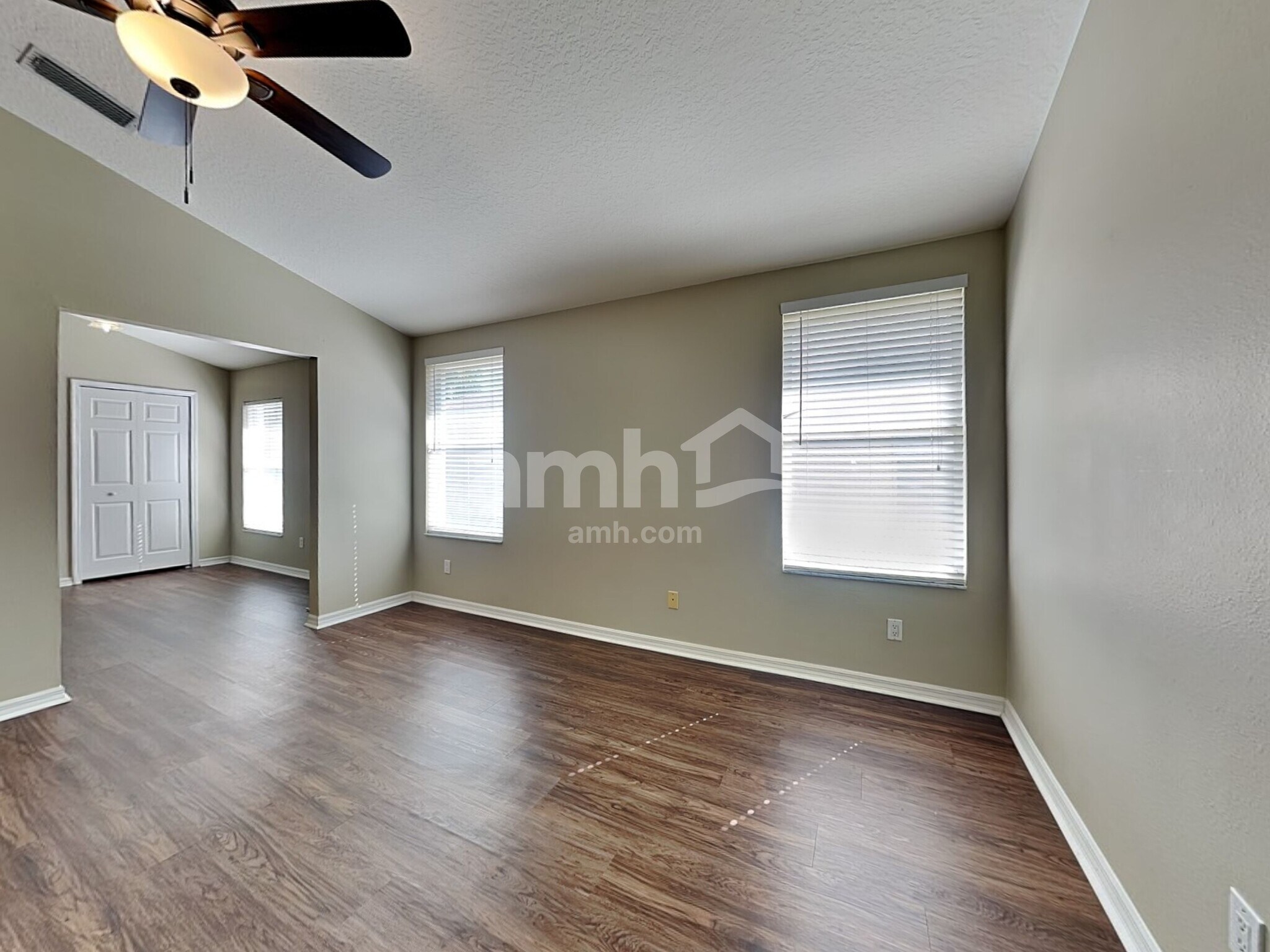 Building Photo - 15104 Shaw Rd