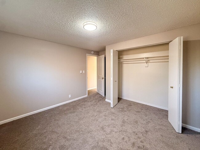 Building Photo - WILARK2535-2537