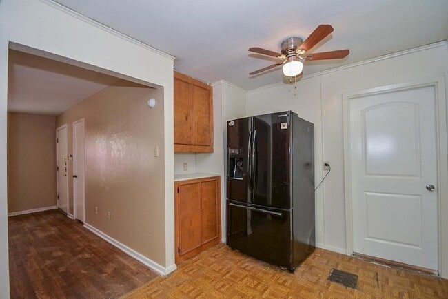 Building Photo - 5515 Flamingo Dr