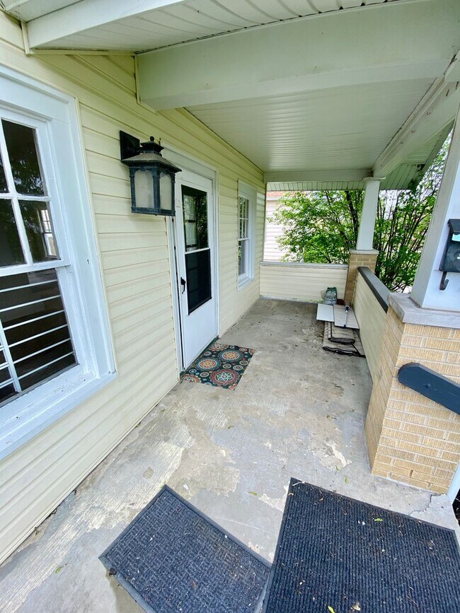 Building Photo - Welcoming Wilshire Heights Ranch Home for ...