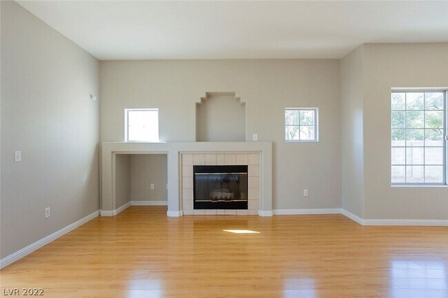 Building Photo - 1851 Hillpointe Rd