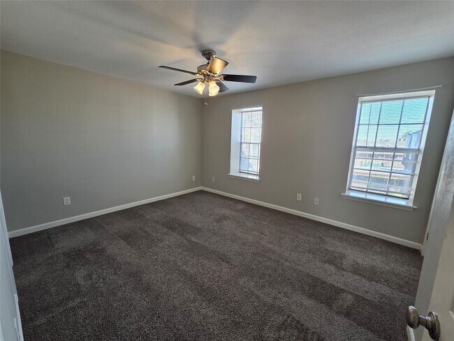 Building Photo - 217 Church St