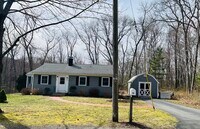 Building Photo - 22 Eisenhower Ln