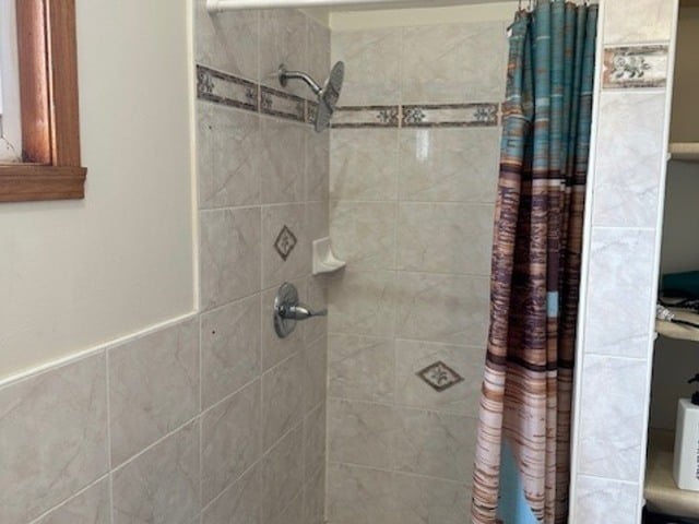 Building Photo - 915 E Oakton St