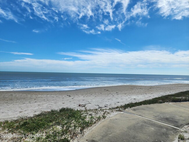 Building Photo - 103 Jimmy Buffett Mem Hwy