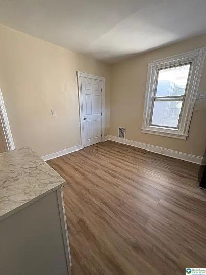 Building Photo - 520 Fiot Ave