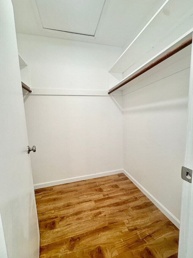 Building Photo - Welcome Home to Your Next Chapter in Almaden Valley