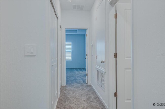 Building Photo - 3149 Laurent Lp