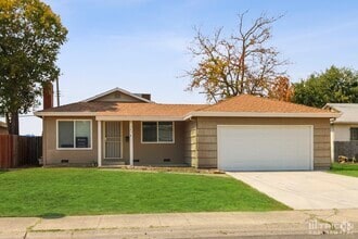 Building Photo - 6574 Golf View Dr
