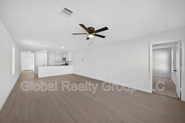 Building Photo - 479 Sarah Wy