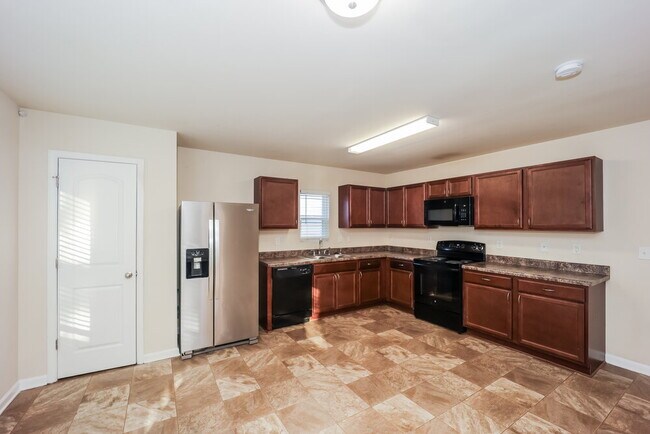 Building Photo - 12047 Quail Dr