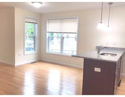 Building Photo - 7-15-17 Callender St