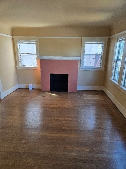 Building Photo - 203 Howard St