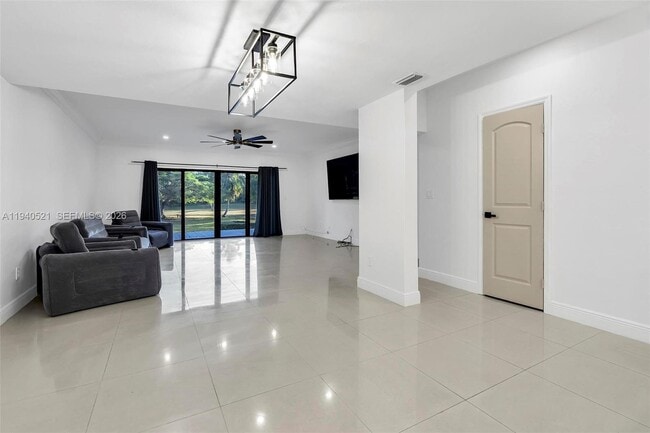 Building Photo - 8898 SW 62nd Terrace