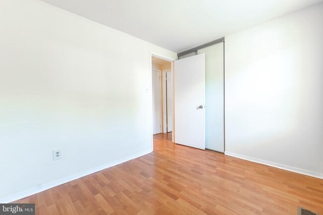 Building Photo - 12136 Bentridge Pl