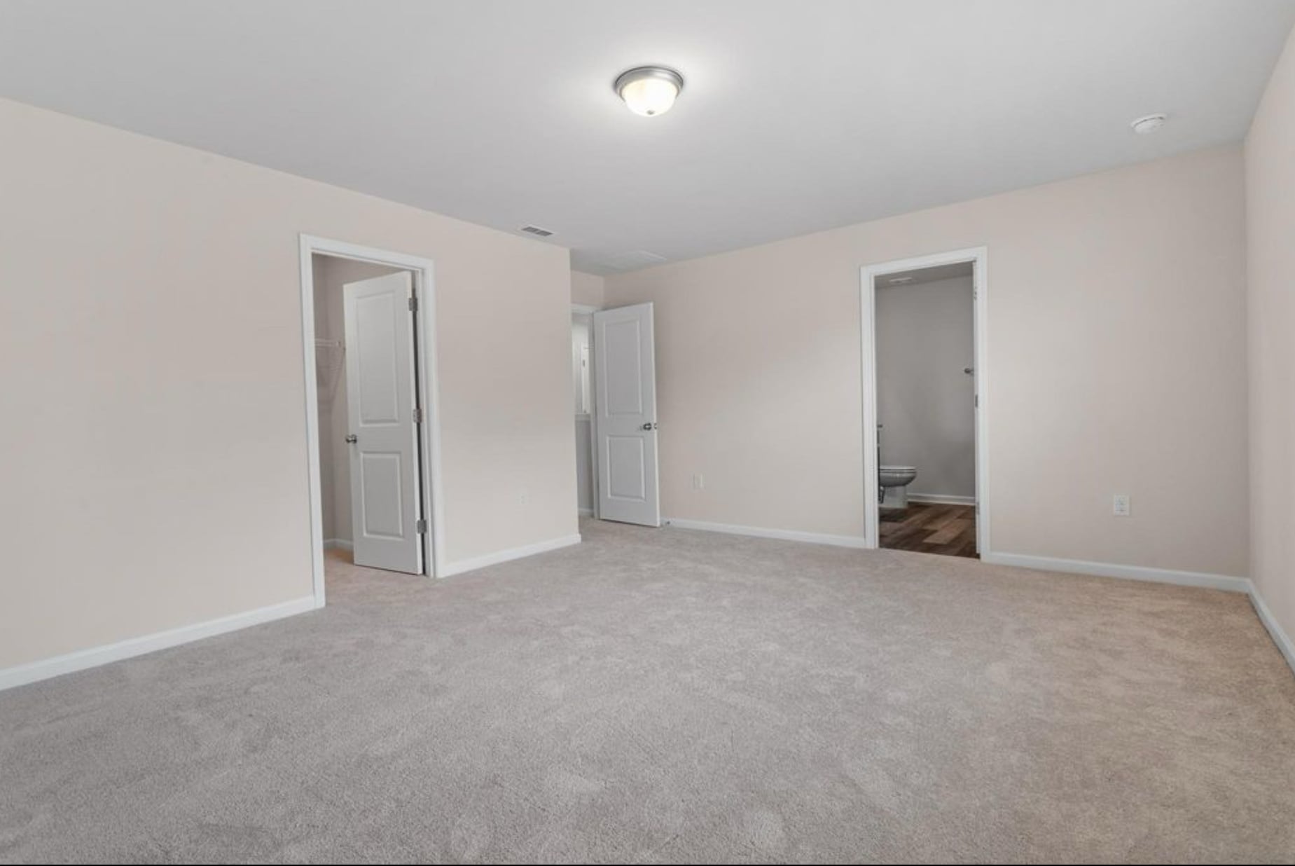 Building Photo - 3425 Honey Ivy Ln