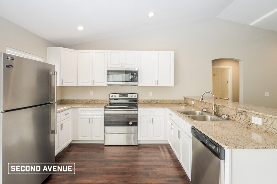 Building Photo - 15258 SW 44th Terrace