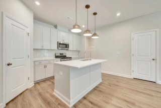 Building Photo - 206 Solaire Aly