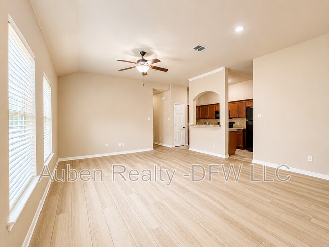 Building Photo - 1330 Piedmont Dr