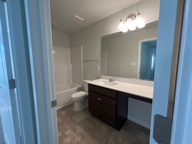 Building Photo - Brand New 4 Bedroom 2.5 Bath Home in Kerne...