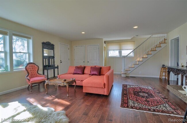 Building Photo - 4115 Edgar Ave