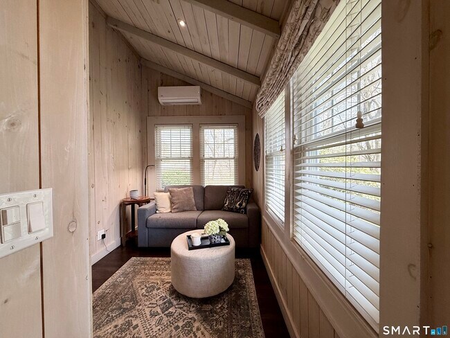 Building Photo - 12 Sunset Pass