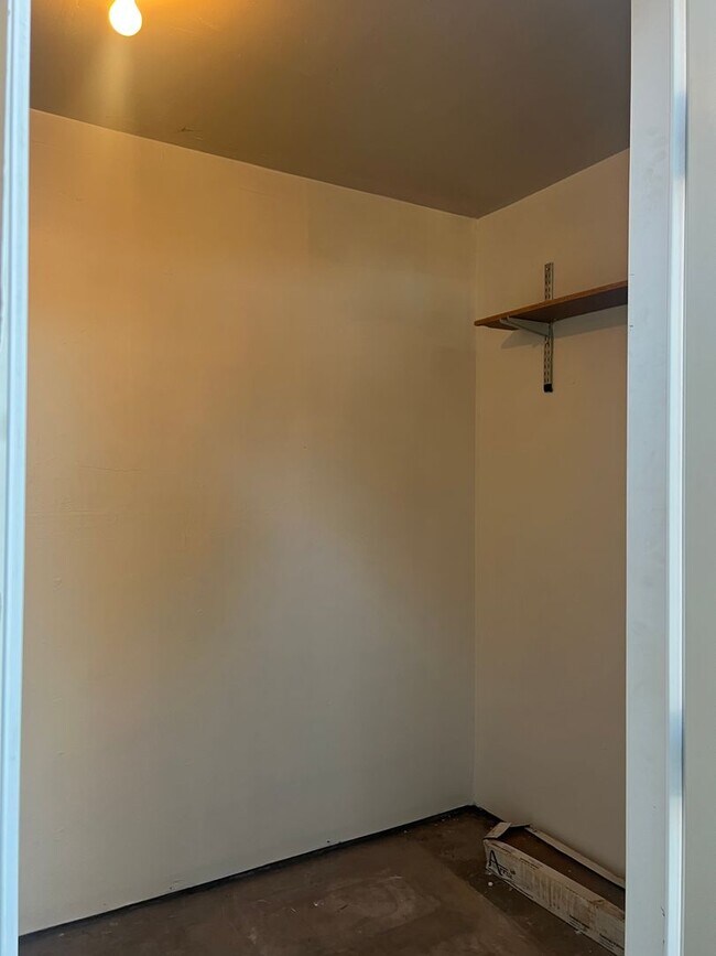 Building Photo - Ready for Move In
