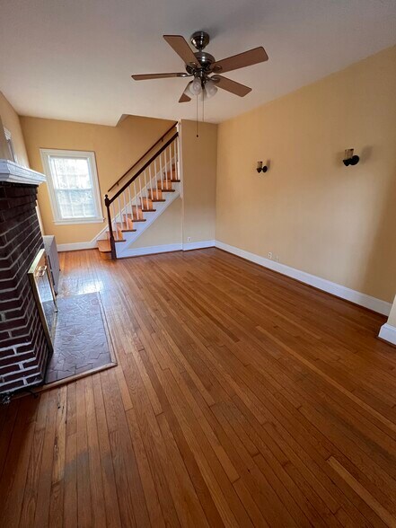 Building Photo - 3213 Condie St