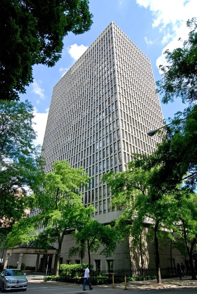 Building Photo - 1 E Scott St