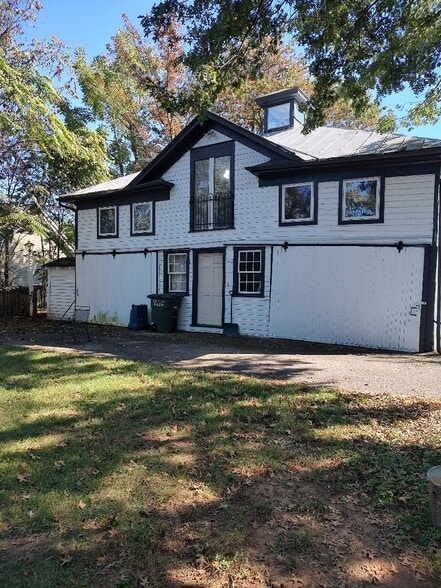 Primary Photo - 232 Richfield Ave
