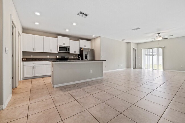Building Photo - 7205 Ronnie Gardens Ct