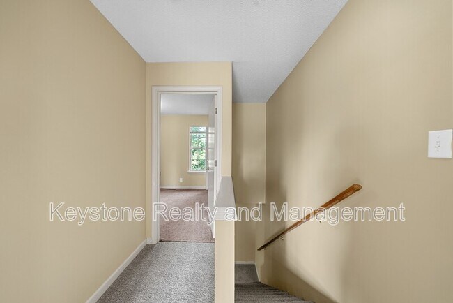 Building Photo - 3252 Tower Dr
