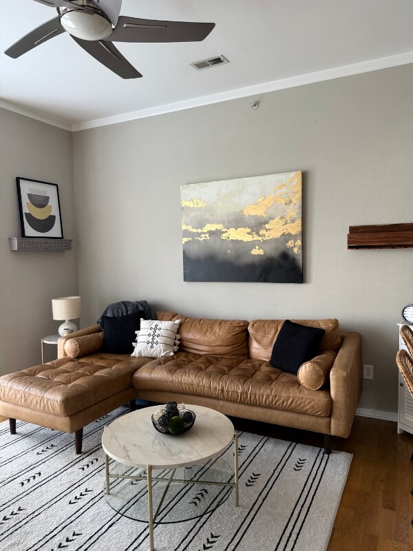 Building Photo - 2125 Southend Dr