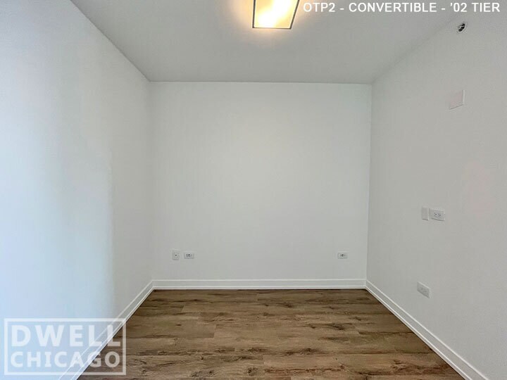 Building Photo - 1147 N Wells St