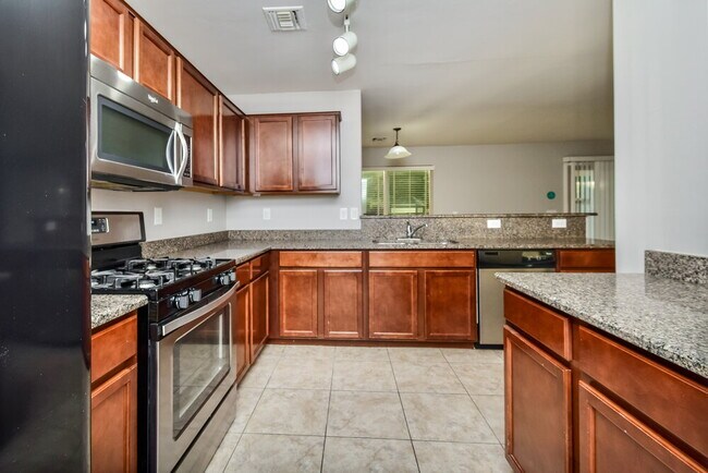 Building Photo - 18356 S Avenida Arroyo Seco