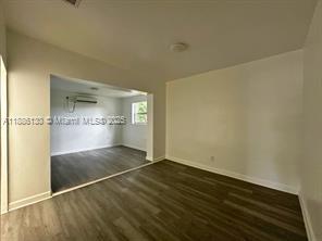 Building Photo - 1645 NE 175th St