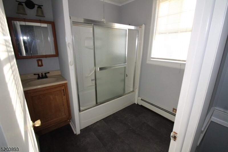 Building Photo - 172 Musconetcong River Rd