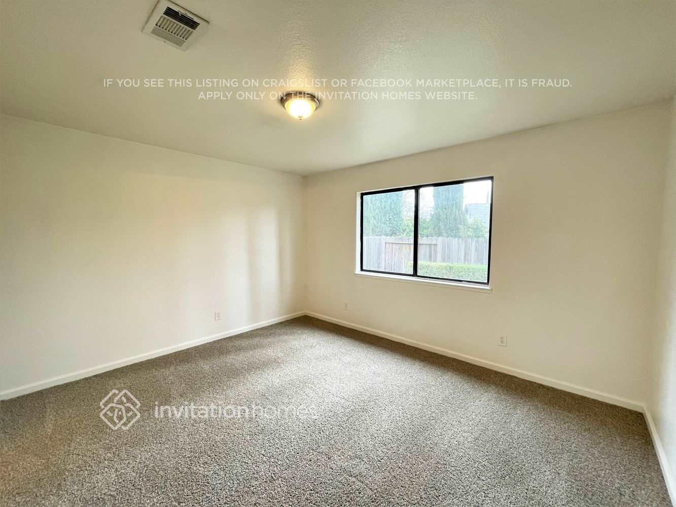 Building Photo - 210 James Ct