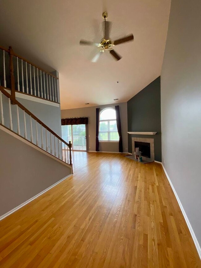 Building Photo - 5S510 Scots Dr