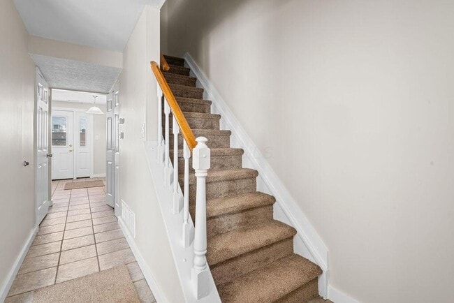 Building Photo - 7504 Stonetrail Way