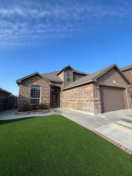 Building Photo - 803 Founders Rd