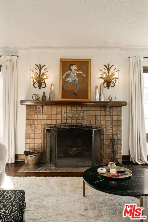 Building Photo - 144 S Orange Dr